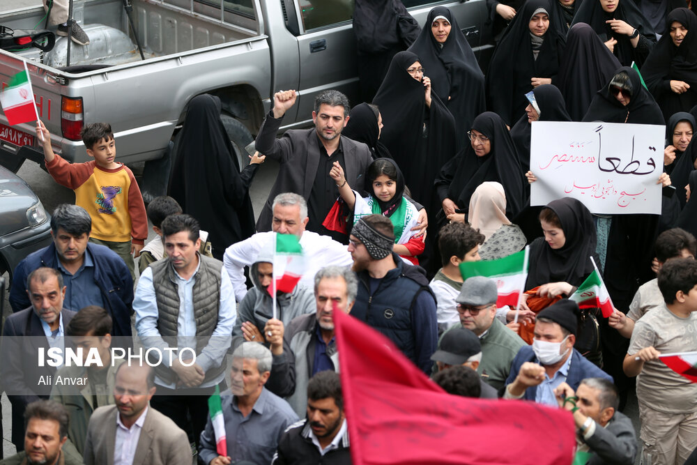 تجمع اعتراضی در محکومیت حمله آمریکا به تاسیسات هسته‌ای - اردبیل