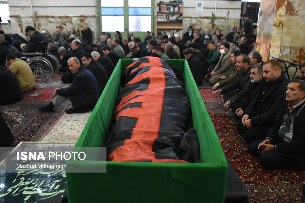 مراسم وداع با پیکر آیت الله سید محمد شاهچراغی