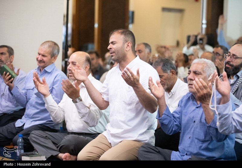 دعای ندبه زائران ایرانی در مکه مکرمه