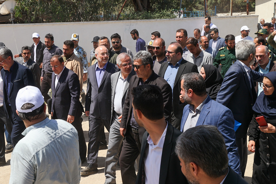  بازدید قالیباف از جزیره آشوراده