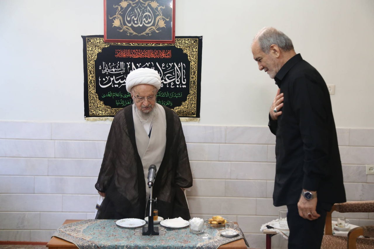 آیت‌الله مکارم شیرازی