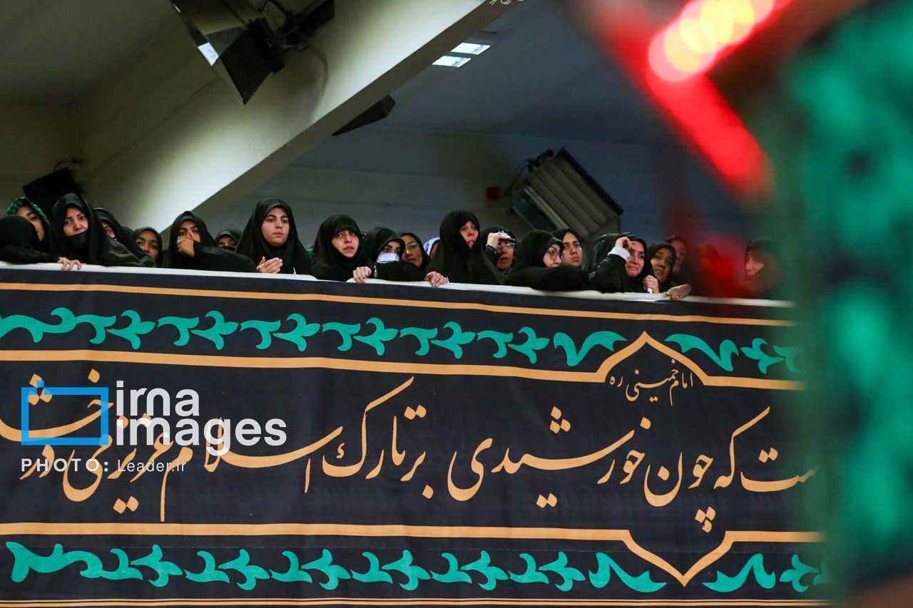 نخستین شب عزاداری ایام فاطمیه با حضور رهبر انقلاب