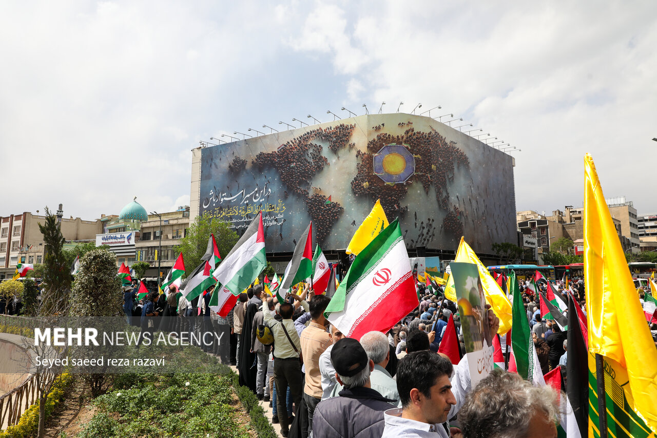 راهپیمایی علیه جنایات رژیم صهیونیستی پس از نماز جمعه در تهران
