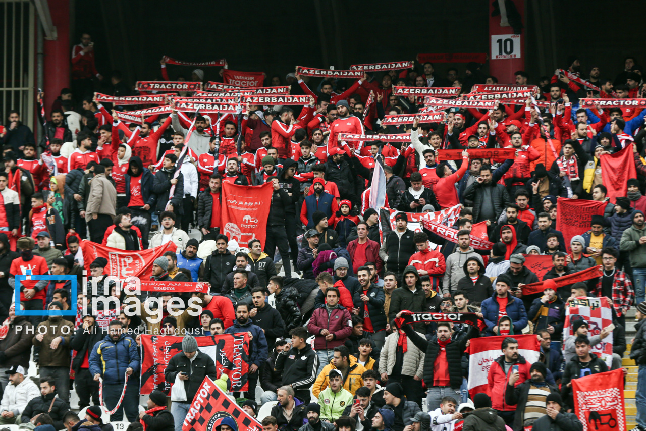 تصاویر عجیب از بازی تراکتور