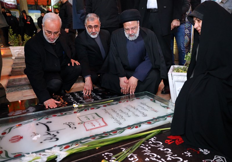 حضور رییس جمهور بر مزار حاج قاسم