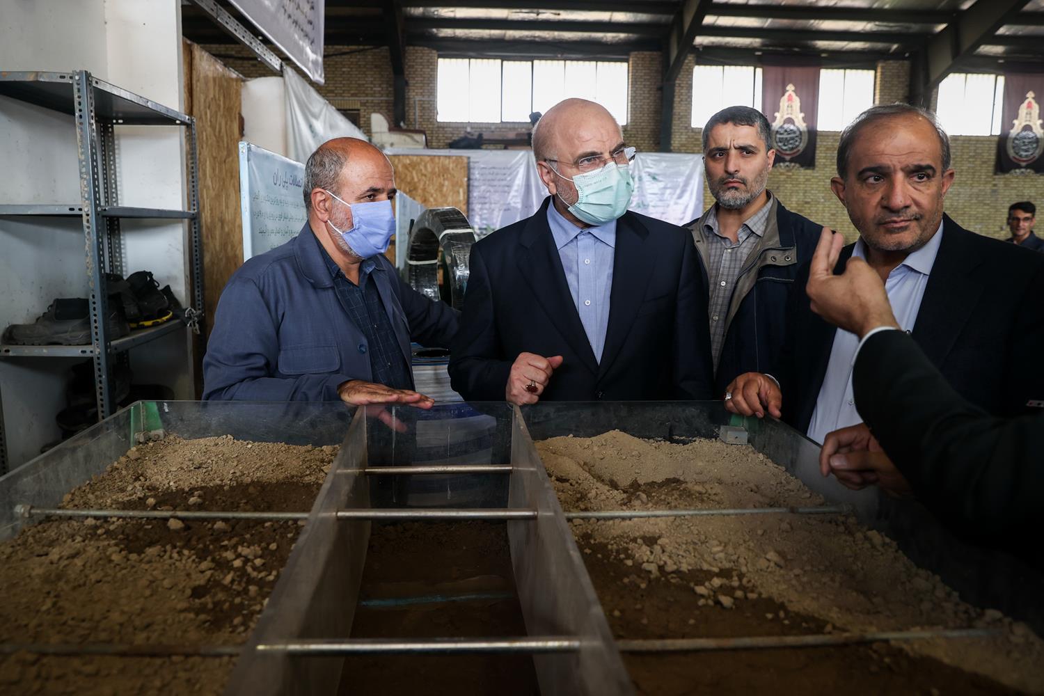 بازدید قالیباف از مرکز نوآوری، فناوری و علم آفرین پیشران