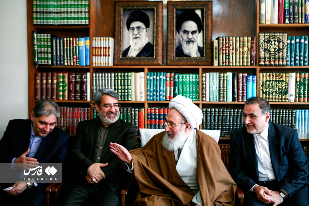 مرحوم آیت الله مجتهد شبستری