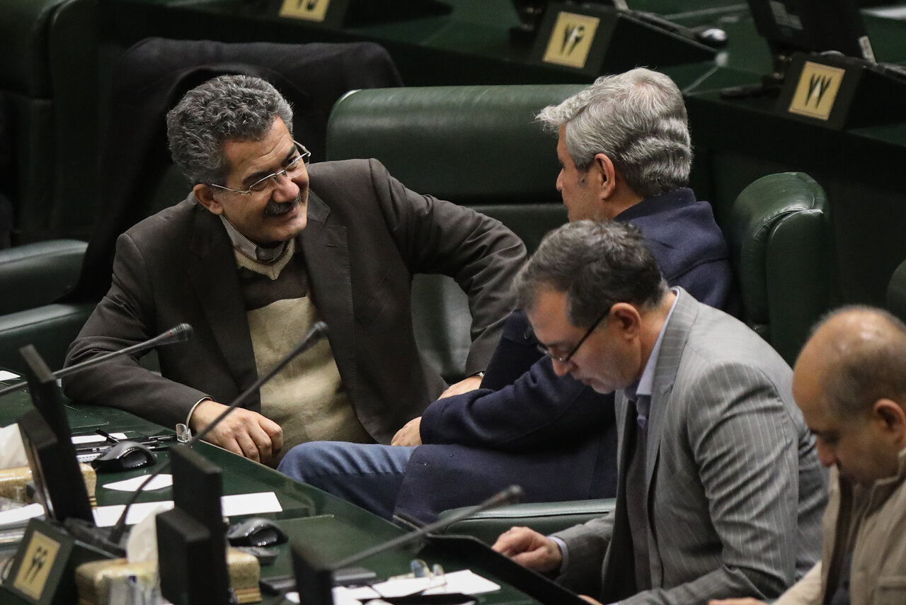 نشست علنی ۹ دی ماه مجلس