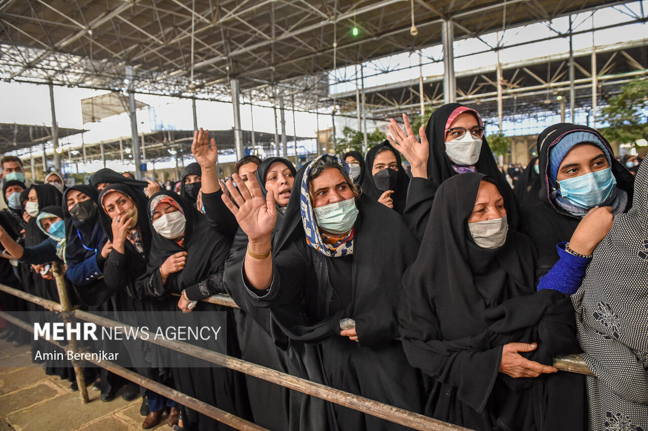 دیدار رئیس جمهور با اقشار مختلف مردم