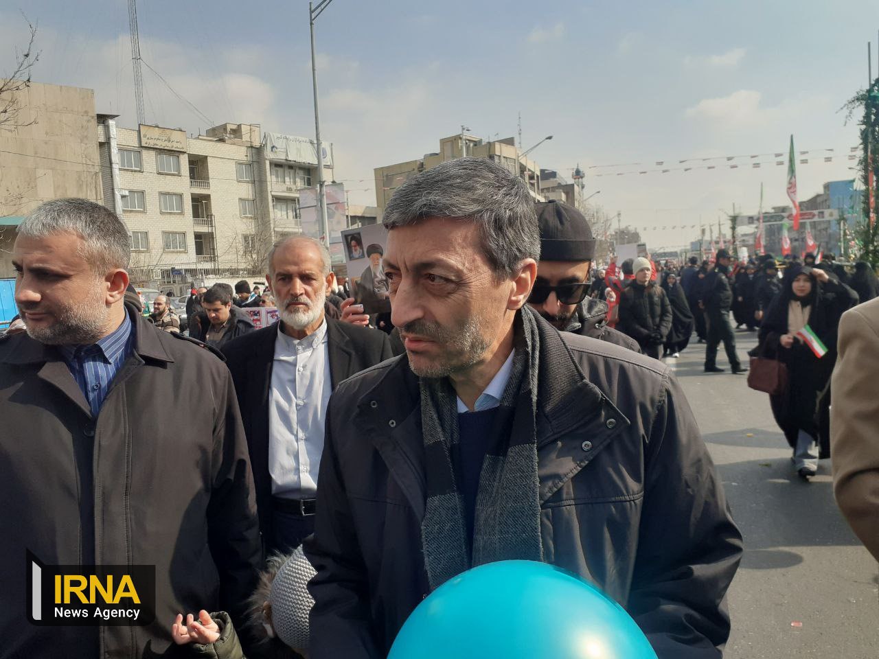 مسئولین در راهپیمایی ۲۲ بهمن