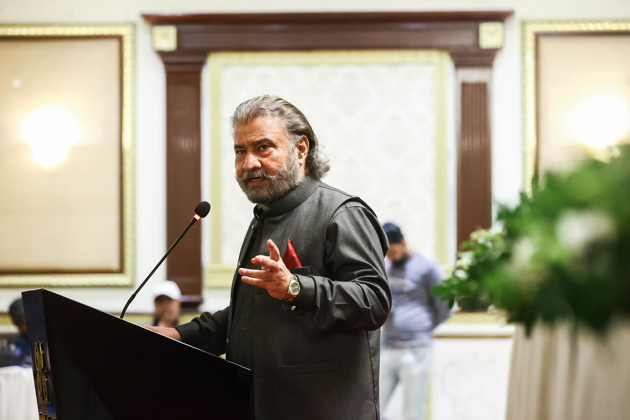 نشست قالیباف با فعالان اقتصادی پاکستان و ایران