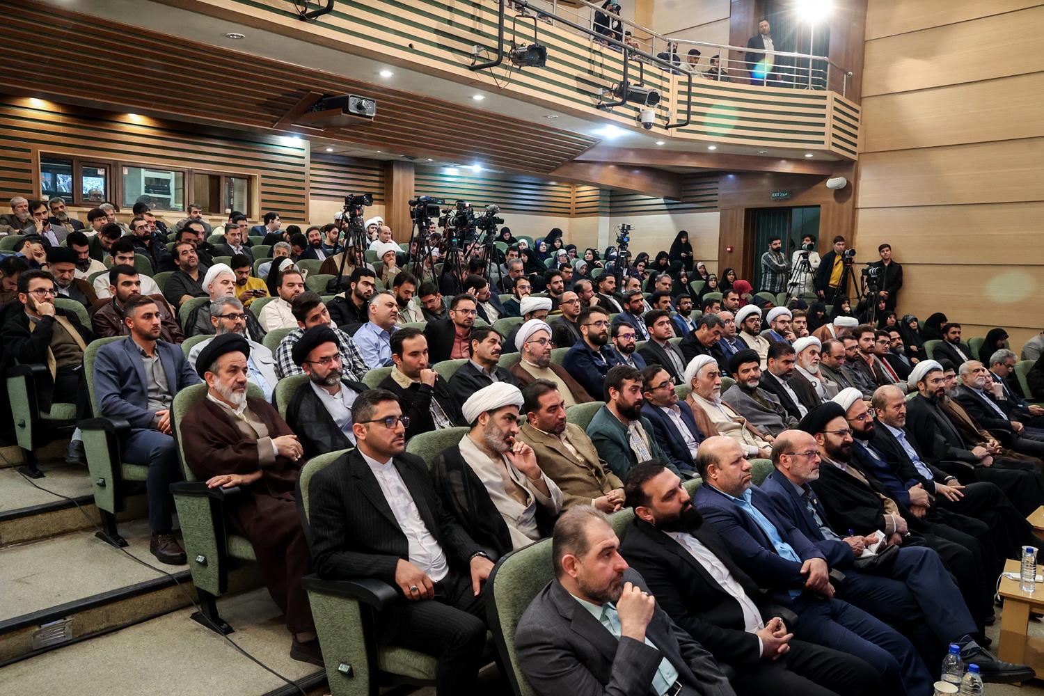 اولین گردهمایی گروه‌های جهادی برتر دانشگاهی با حضور قالیباف