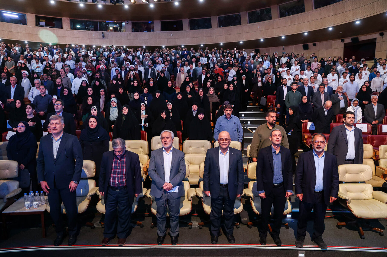  آیین رونمایی از مجموعه ۳۰ جلدی استعمارشناسی ایرانی با حضور قالیباف