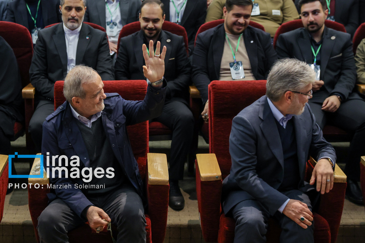 مراسم روز دانشجو با حضور رئیس جمهور