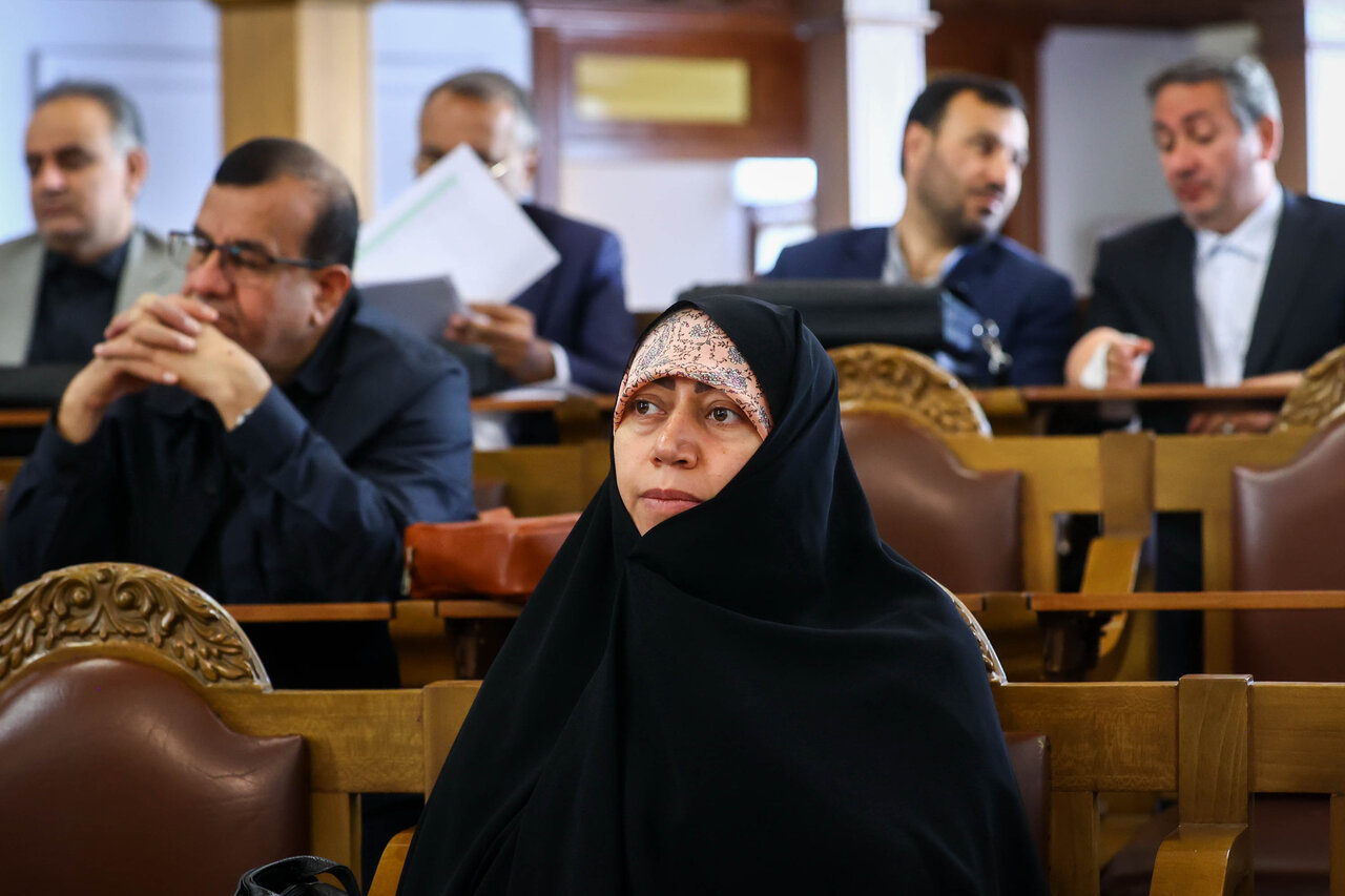 رئیس مجلس در همایش ناظران شورا‌ها