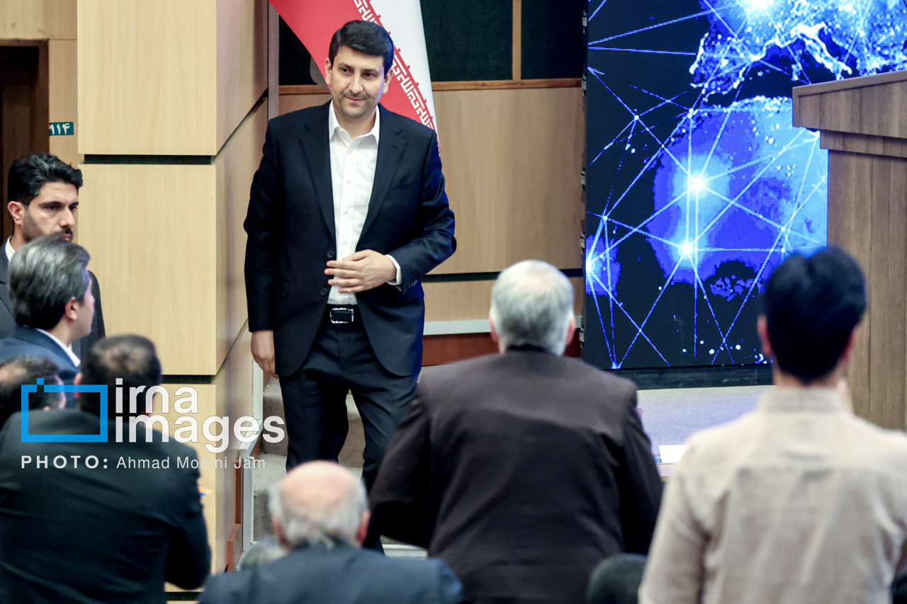 همایش روز جهانی ارتباطات با حضور پزشکیان