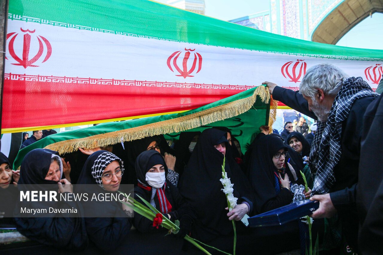 تشییع پیکر مطهر شهدای گمنام دفاع مقدس در بجنورد