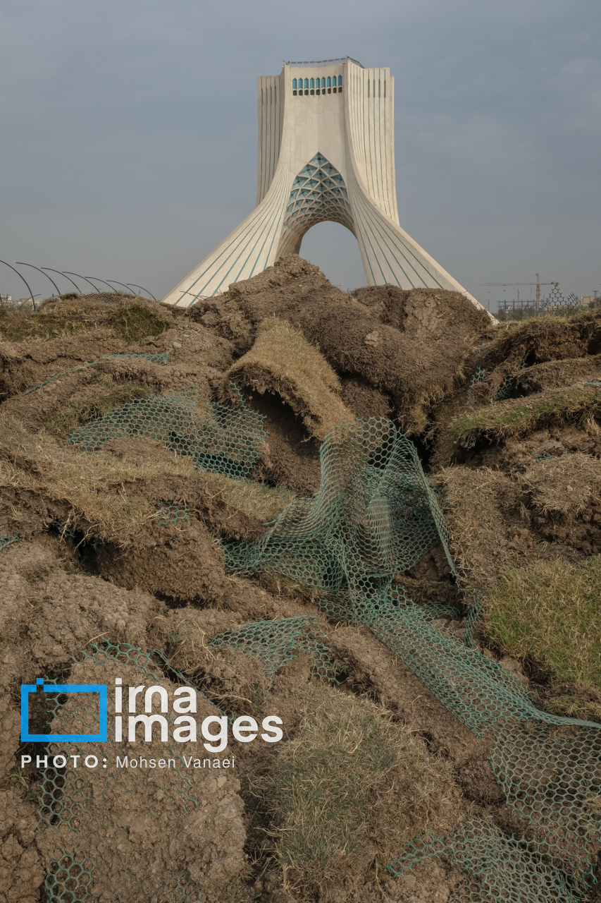 پاییز بی‌رنگ پایتخت