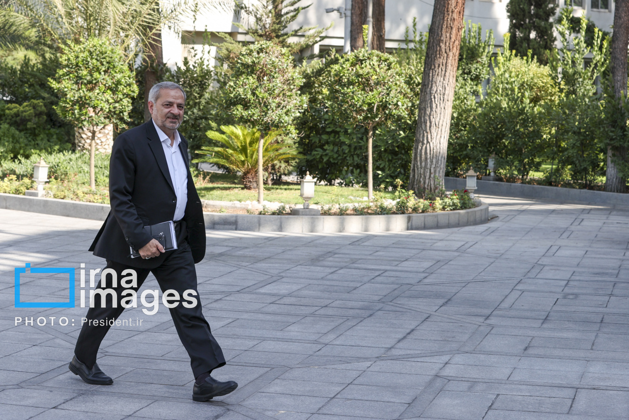 اولین جلسه هیئت دولت