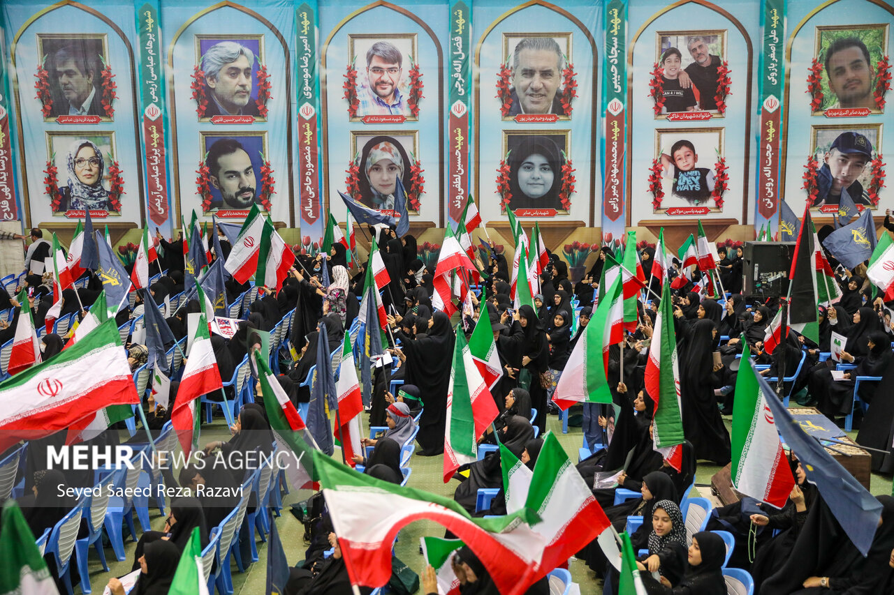 مراسم اربعین شهدای اقتدار ایران