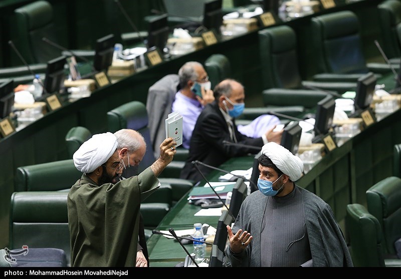 جلسه علنی مجلس با حضور وزیر ارتباطات