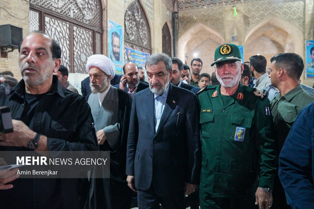 بزرگداشت شهدای لشکر ۱۹ عملیاتی فجر در شیراز