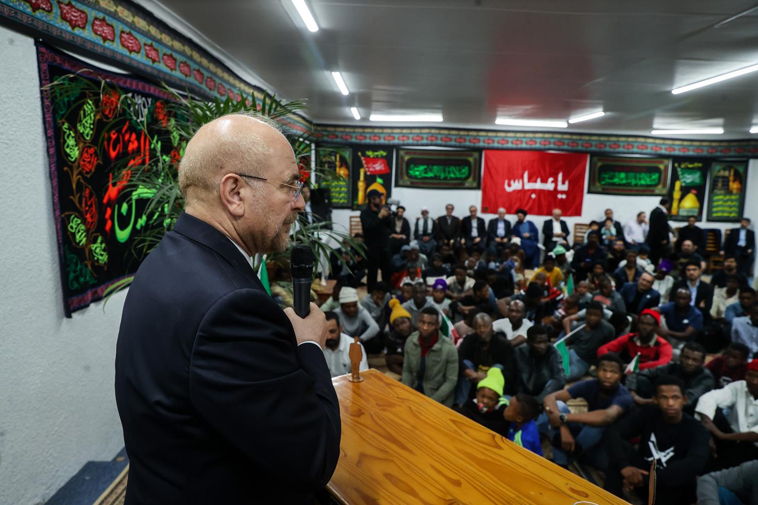 حضور قالیباف در جمع صمیمانه شیعیان آفریقای جنوبی