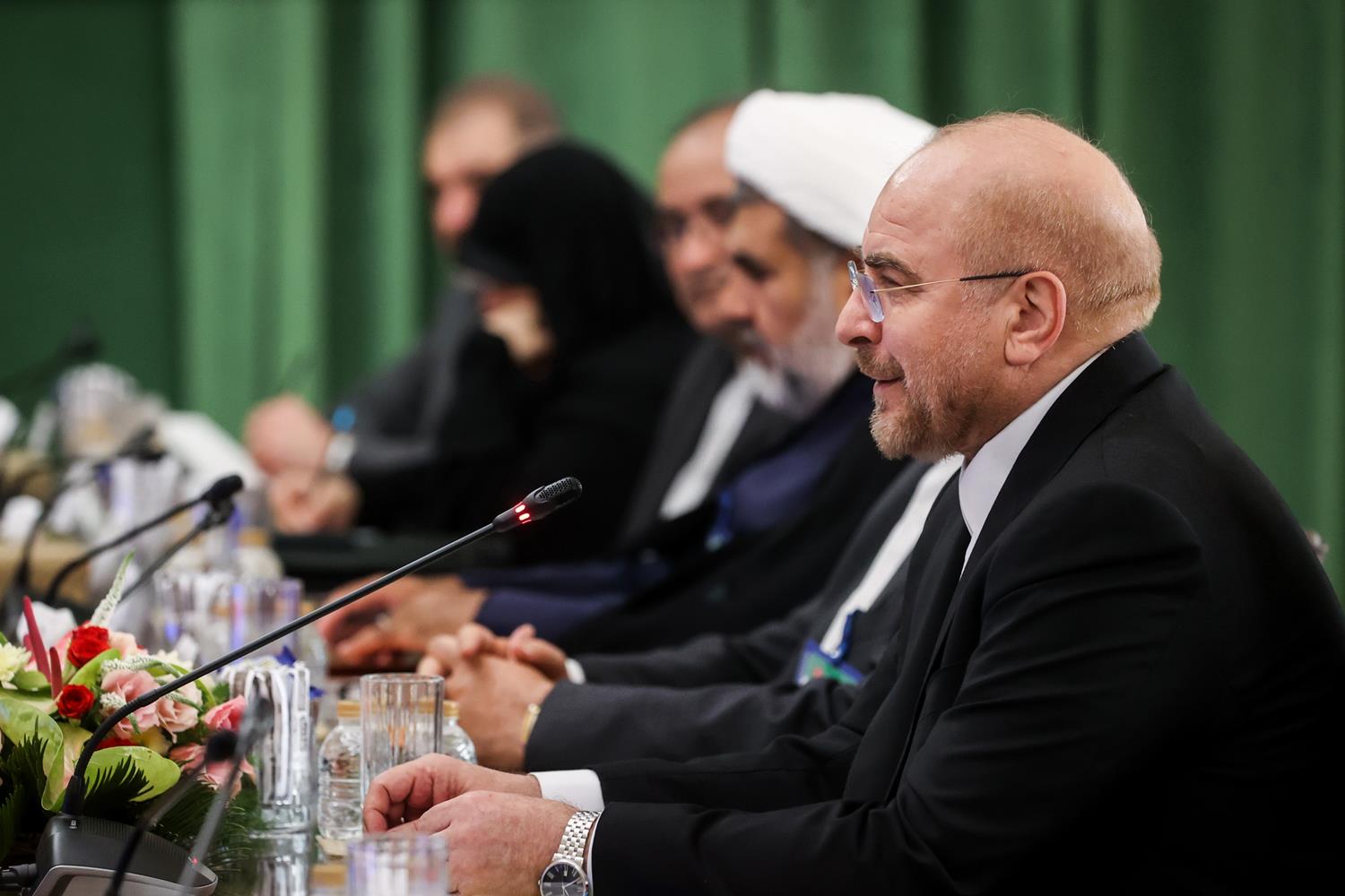 مراسم استقبال رسمی، دیدار رؤسای مجالس و نشست دوجانبه هیأت‌های ایران و ویتنام