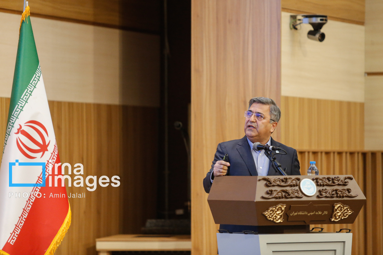 حضور قالیباف در همایش کارآفرینی اجتماعی