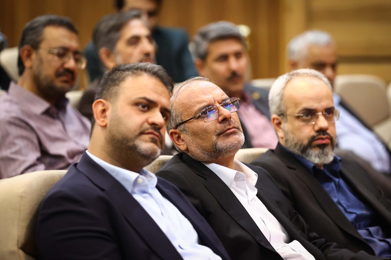 حضور قالیباف در اولین کارسوق حکمرانی داده‌محور