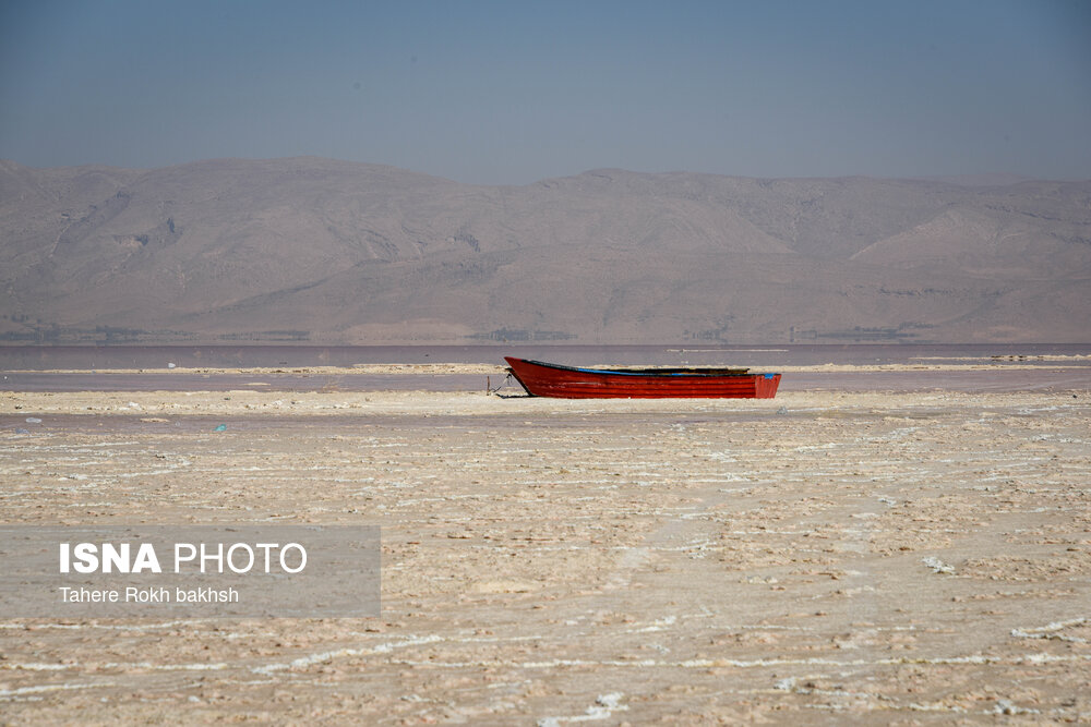 تصاویر: خشک شدن دریاچه مهارلو - شیراز