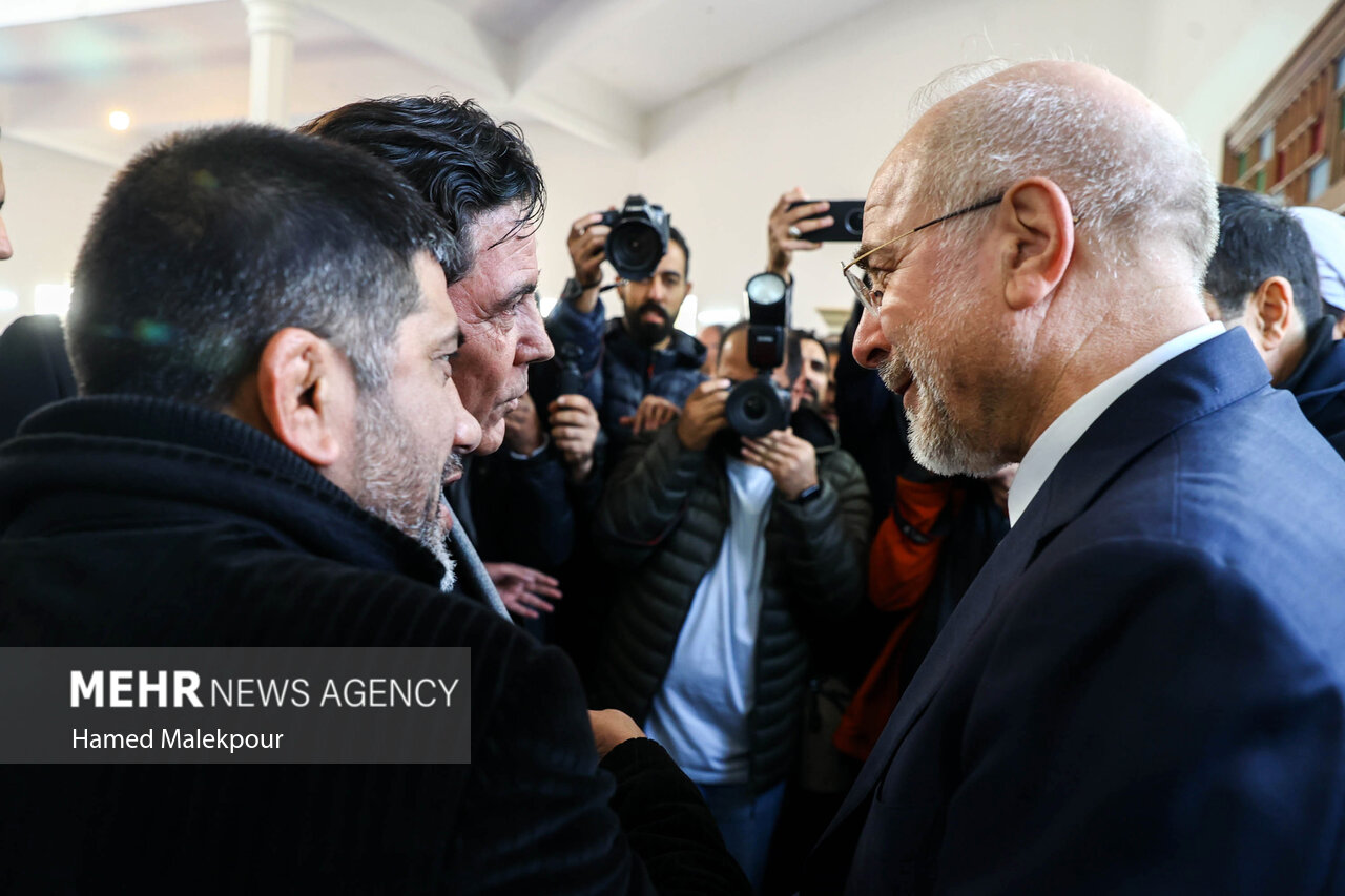 سفر رئیس مجلس به مشهد مقدس