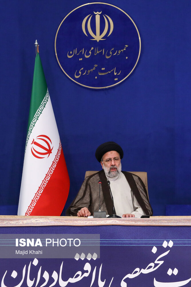 نشست اقتصاددانان با رییس جمهور