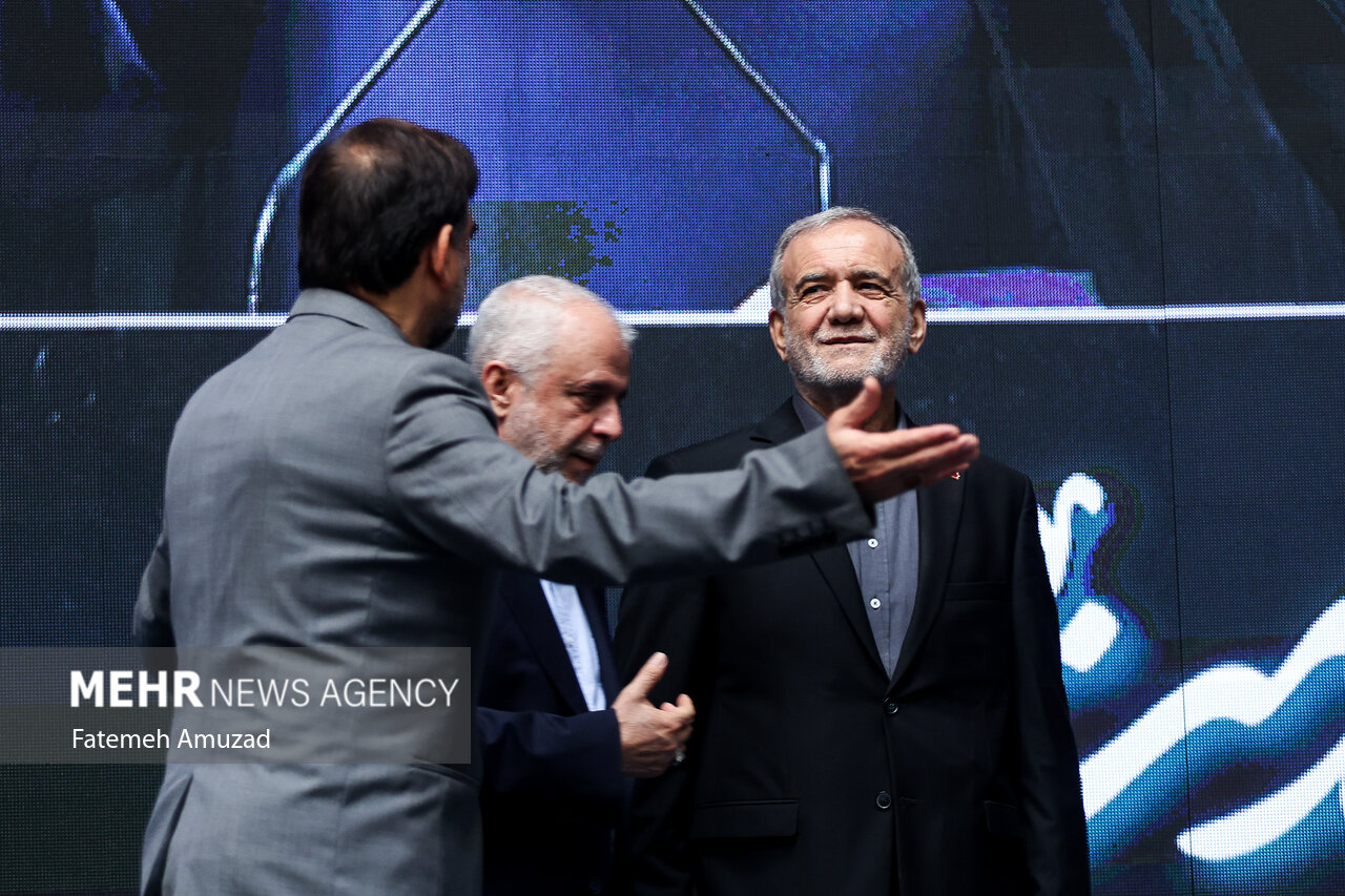 مراسم پاسداشت شهدای خدمت