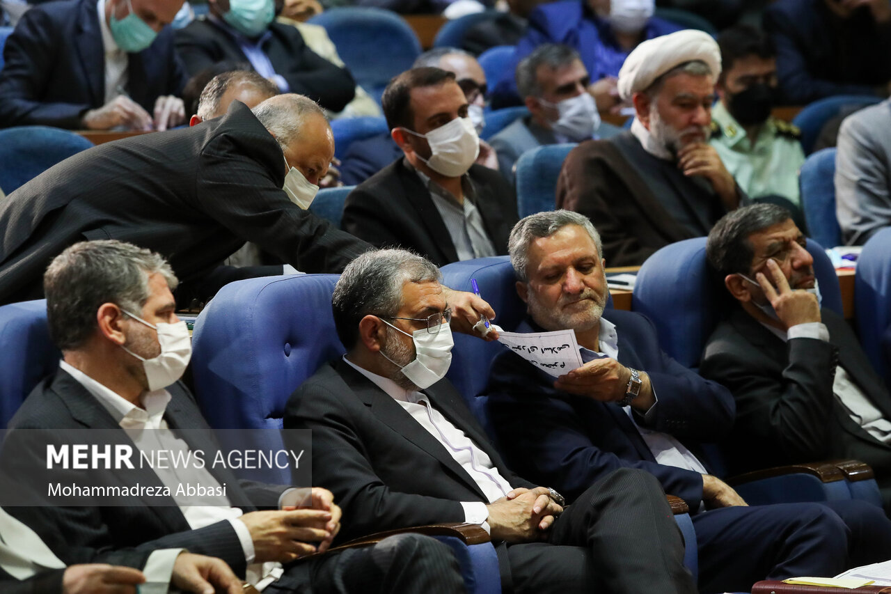 جلسه شورای اداری استان تهران با حضور رئیسی