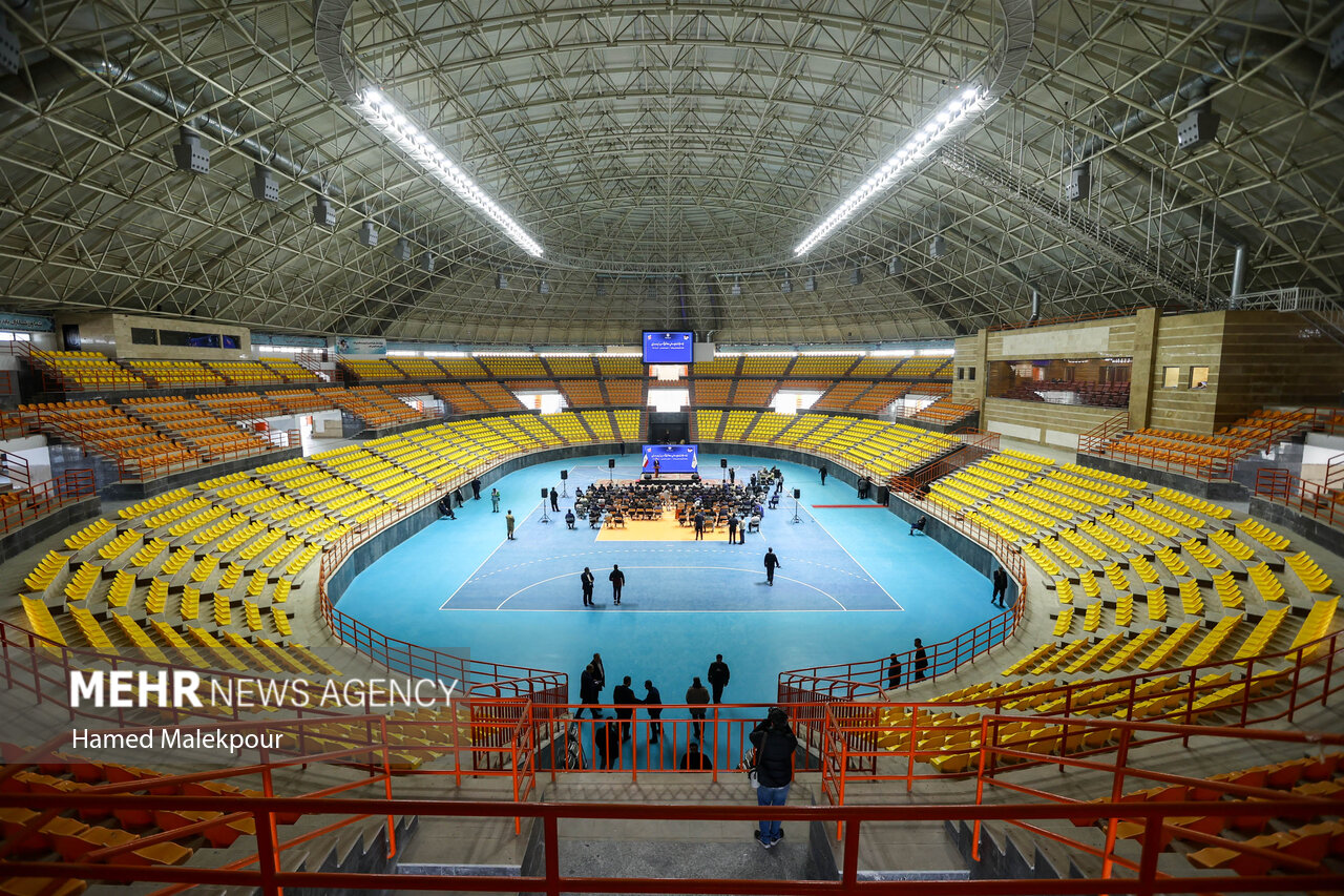 سفر رئیس مجلس به مشهد مقدس