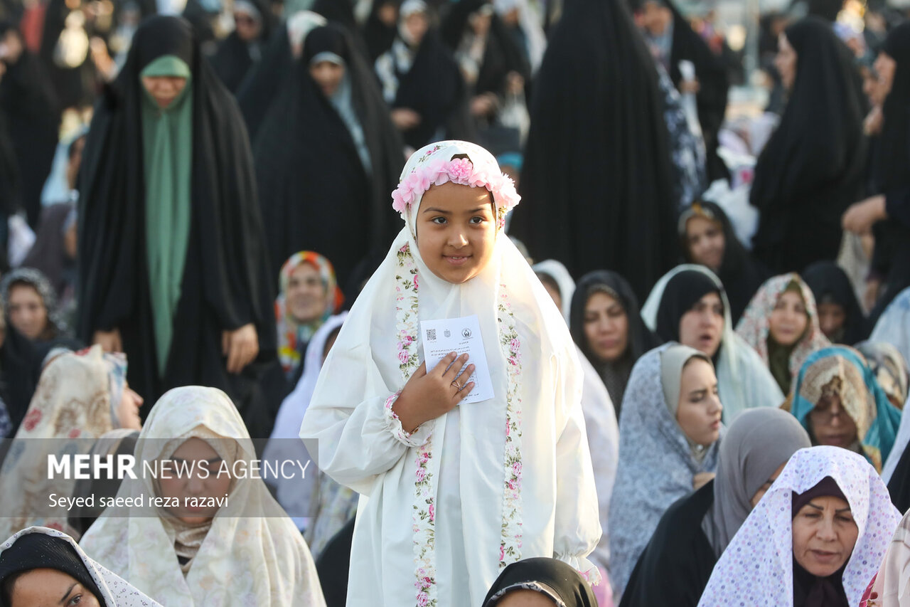نماز عید سعید فطر در حرم حضرت عبدالعظیم حسنی (ع)