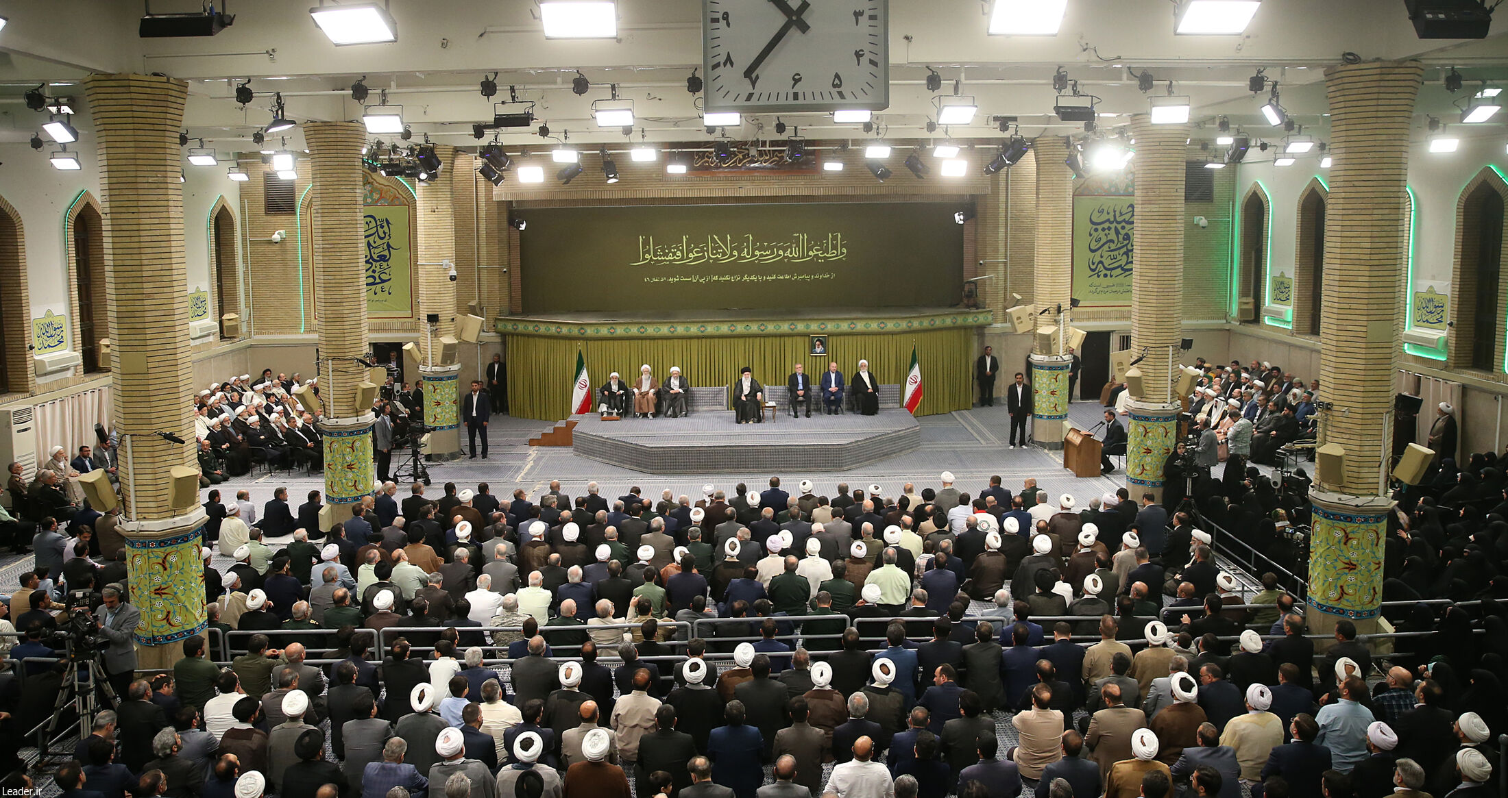 دیدار مسئولان نظام با رهبر انقلاب