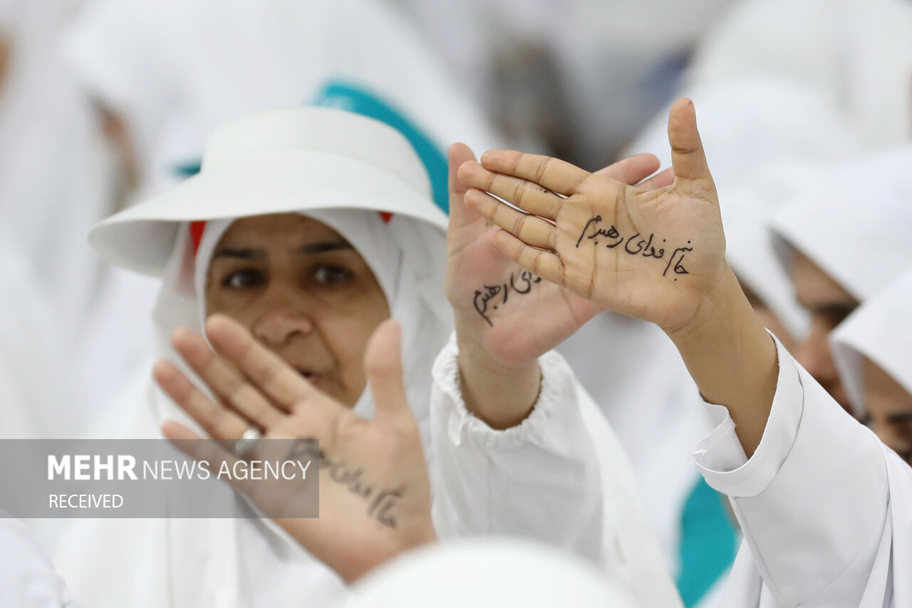 مراسم برائت از مشرکین در صحرای عرفات