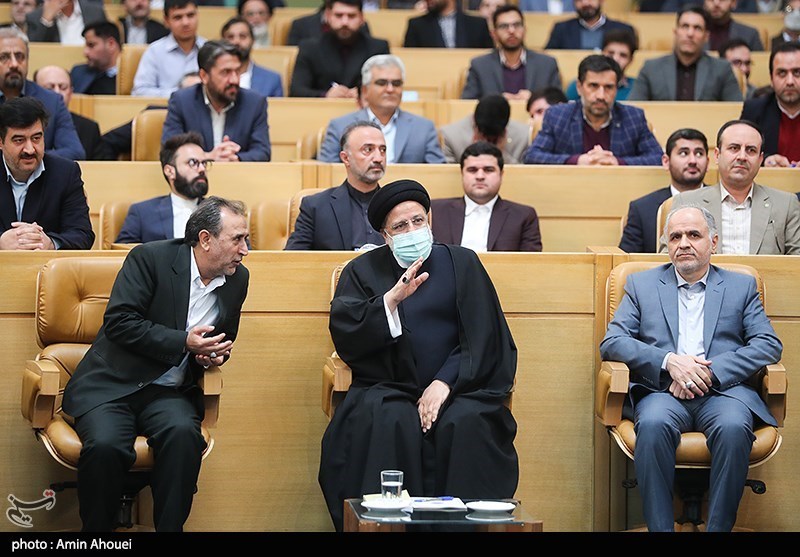 حضور قالیباف همایش ملی مسئولیت اجرای قانون اساسی