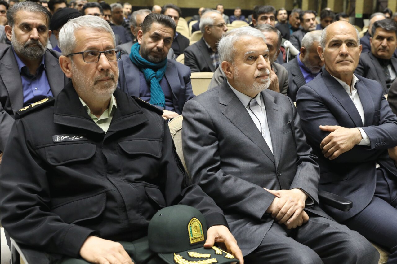 مراسم گرامیداشت درگذشت فرزند نماینده مردم لردگان در مجلس