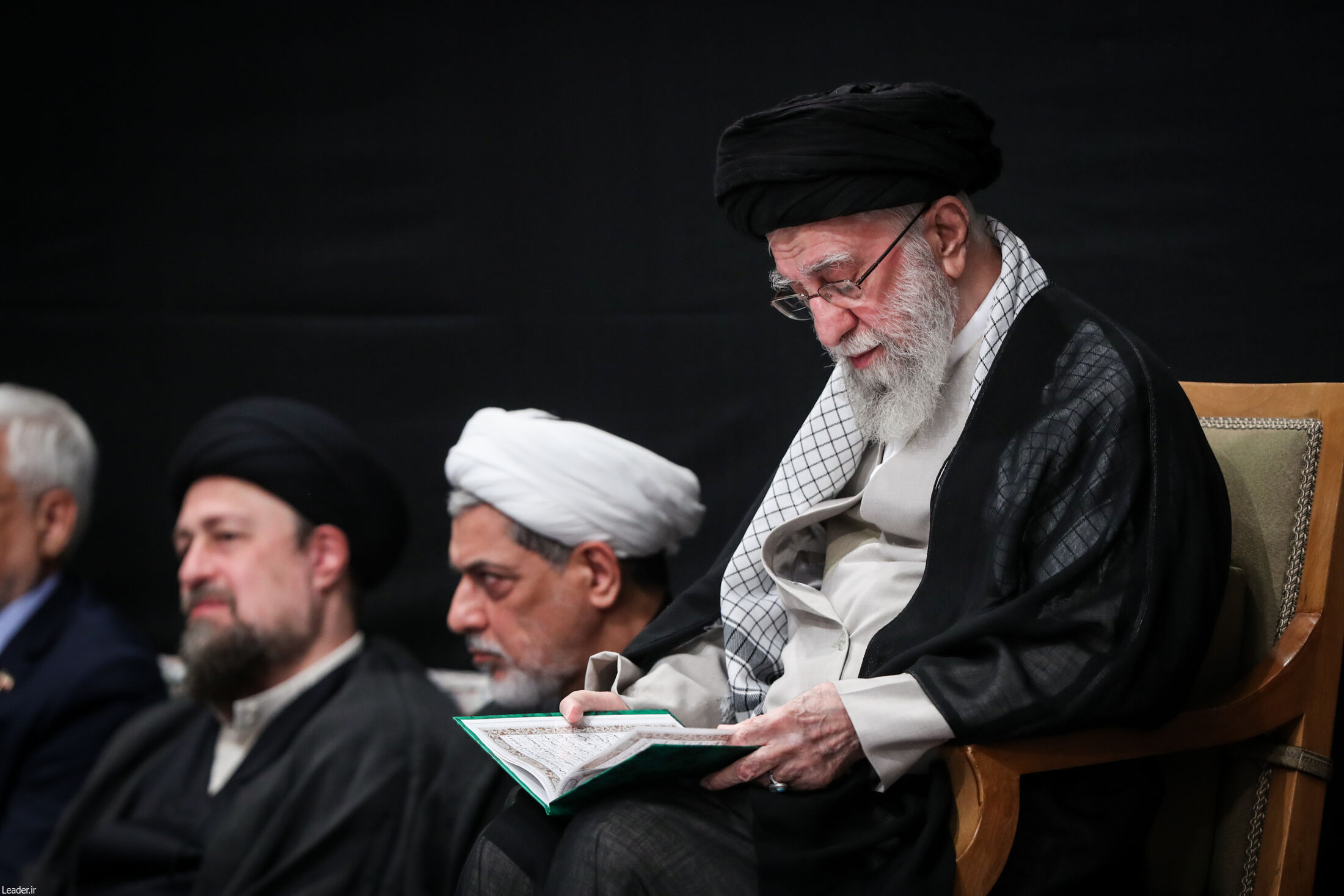 رهبر انقلاب در مراسم بزرگداشت شهدای جنگ تحمیلی