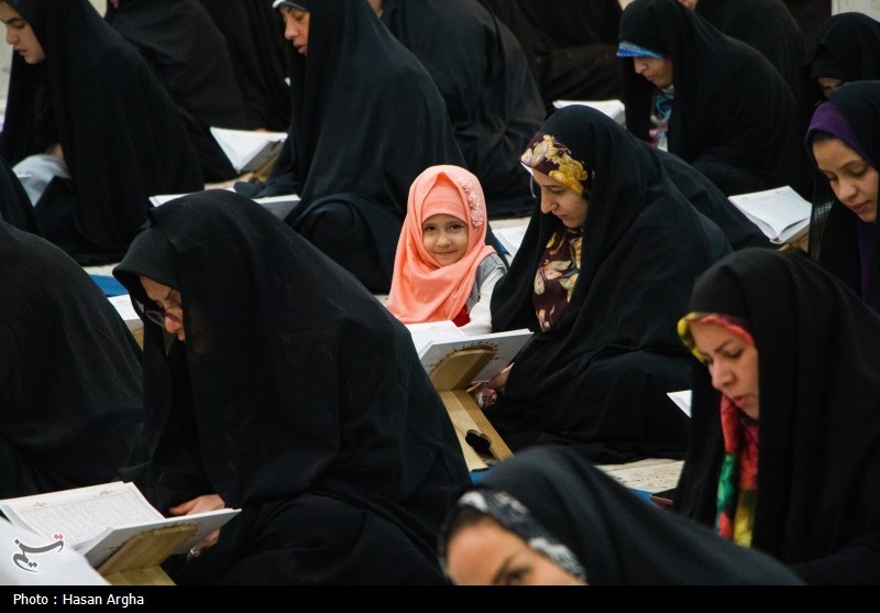 جمع خوانی قرآن کریم در حسینیه اعظم زنجان 