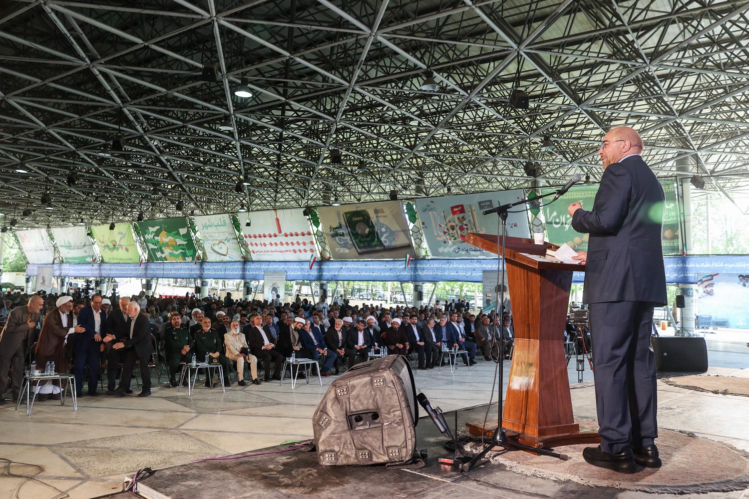 حضور قالیباف در مراسم روز ملی بسیج اساتید