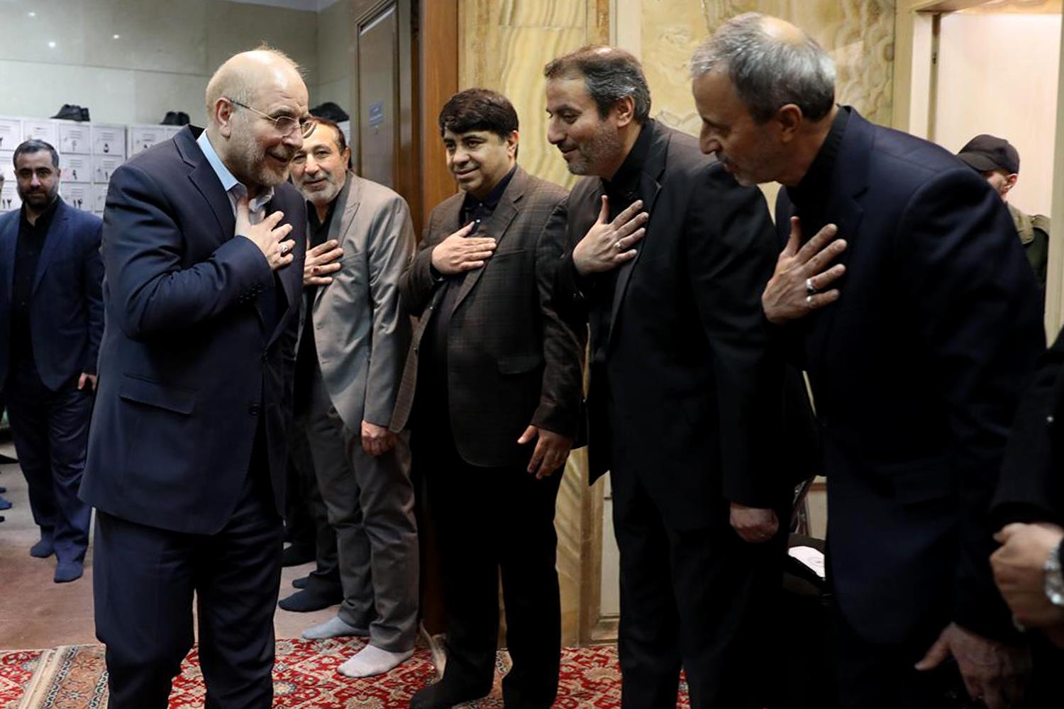 حضور قالیباف در مراسم یادبود مادر سید محمدجواد شوشتری