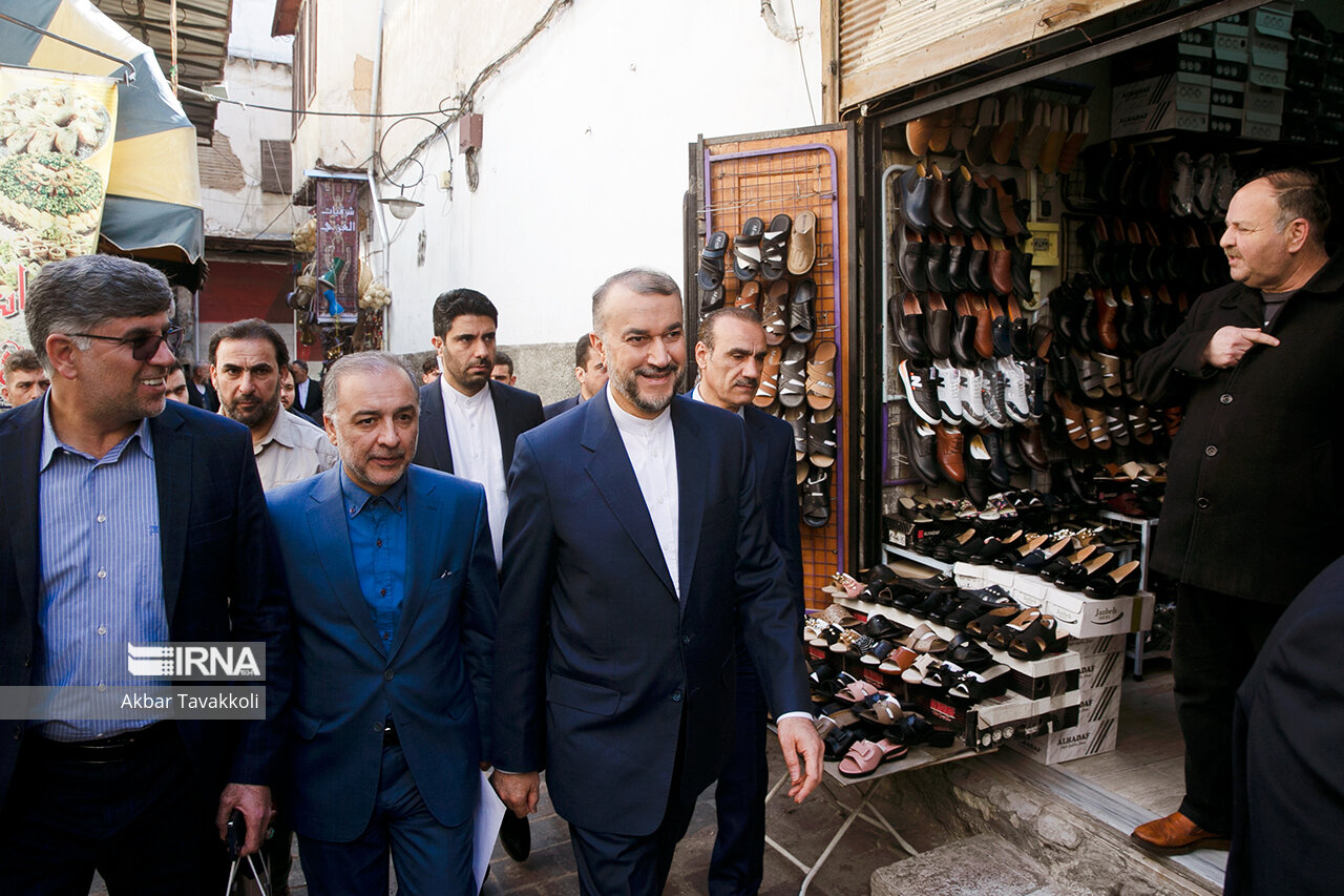 حضور امیرعبداللهیان در اماکن مقدس سوریه