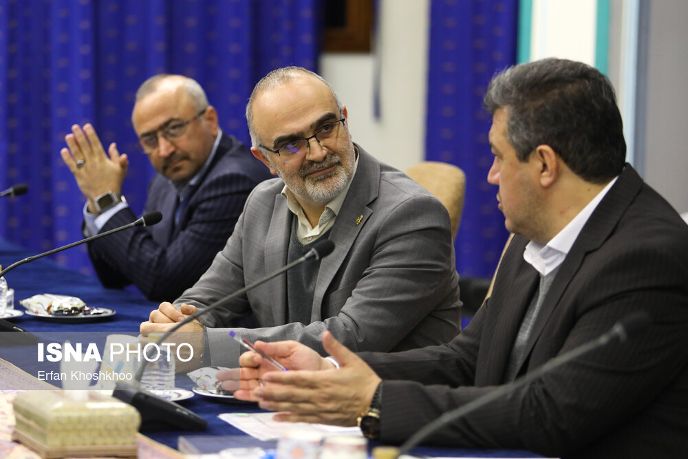 نشست رئیس‌جمهور با مدیران مناطق آزاد ویژه اقتصادی