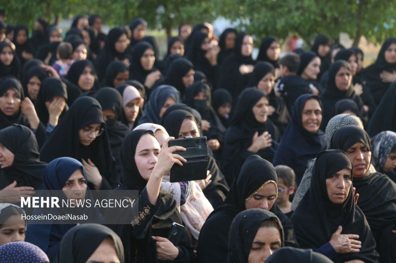  راهپیمایی عزاداران توکهور و هشتبندی در سوگ امام صادق(ع)
