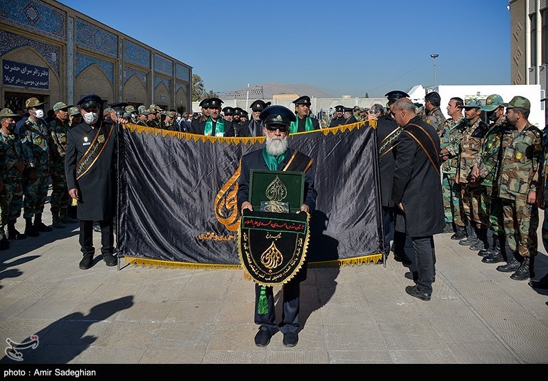 خاکسپاری پیکر ۶ شهید حادثه تروریستی حرم شاهچراغ(ع)