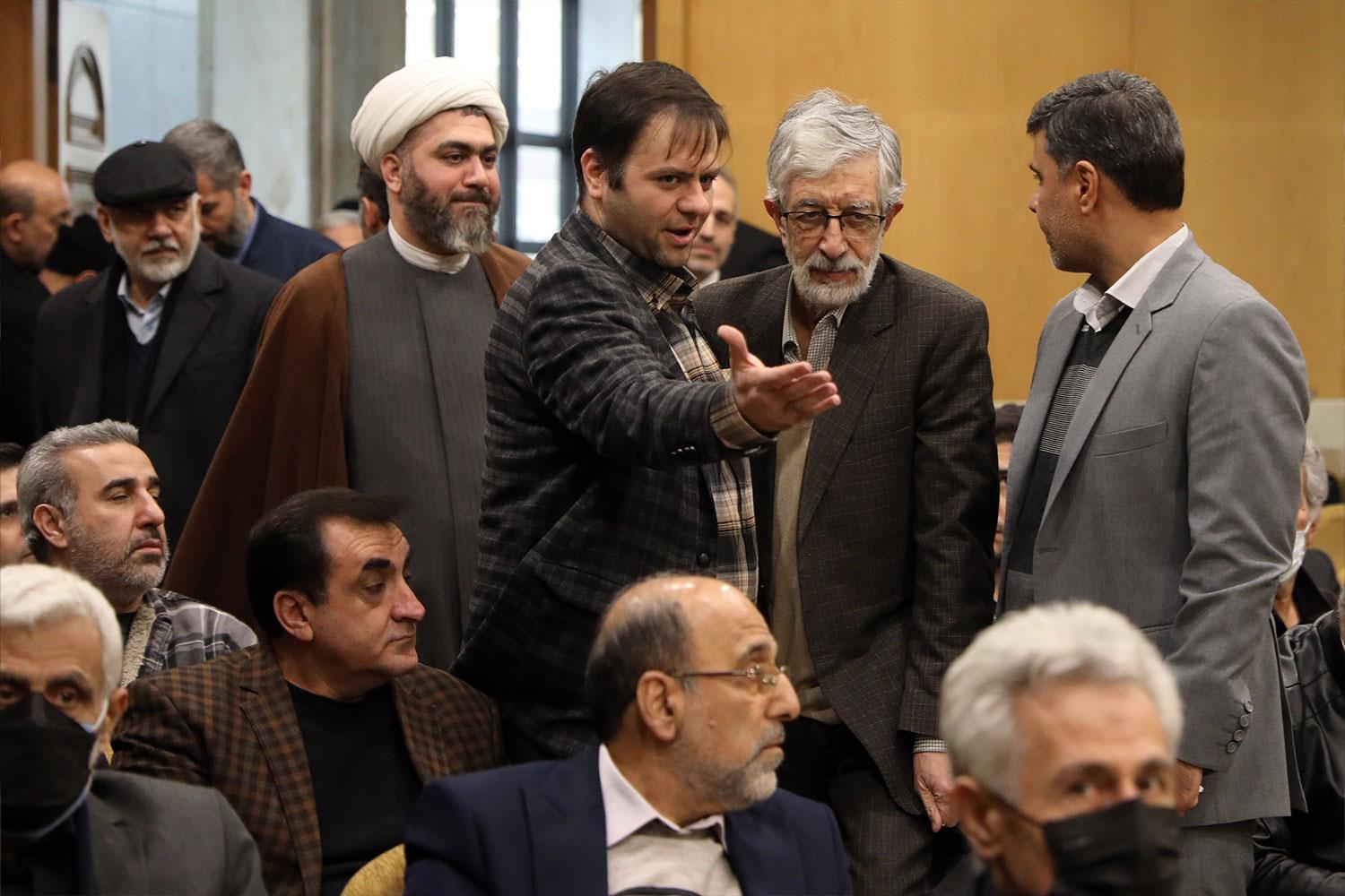 حضور قالیباف در مراسم ختم پدر سیدمصطفی آقامیرسلیم